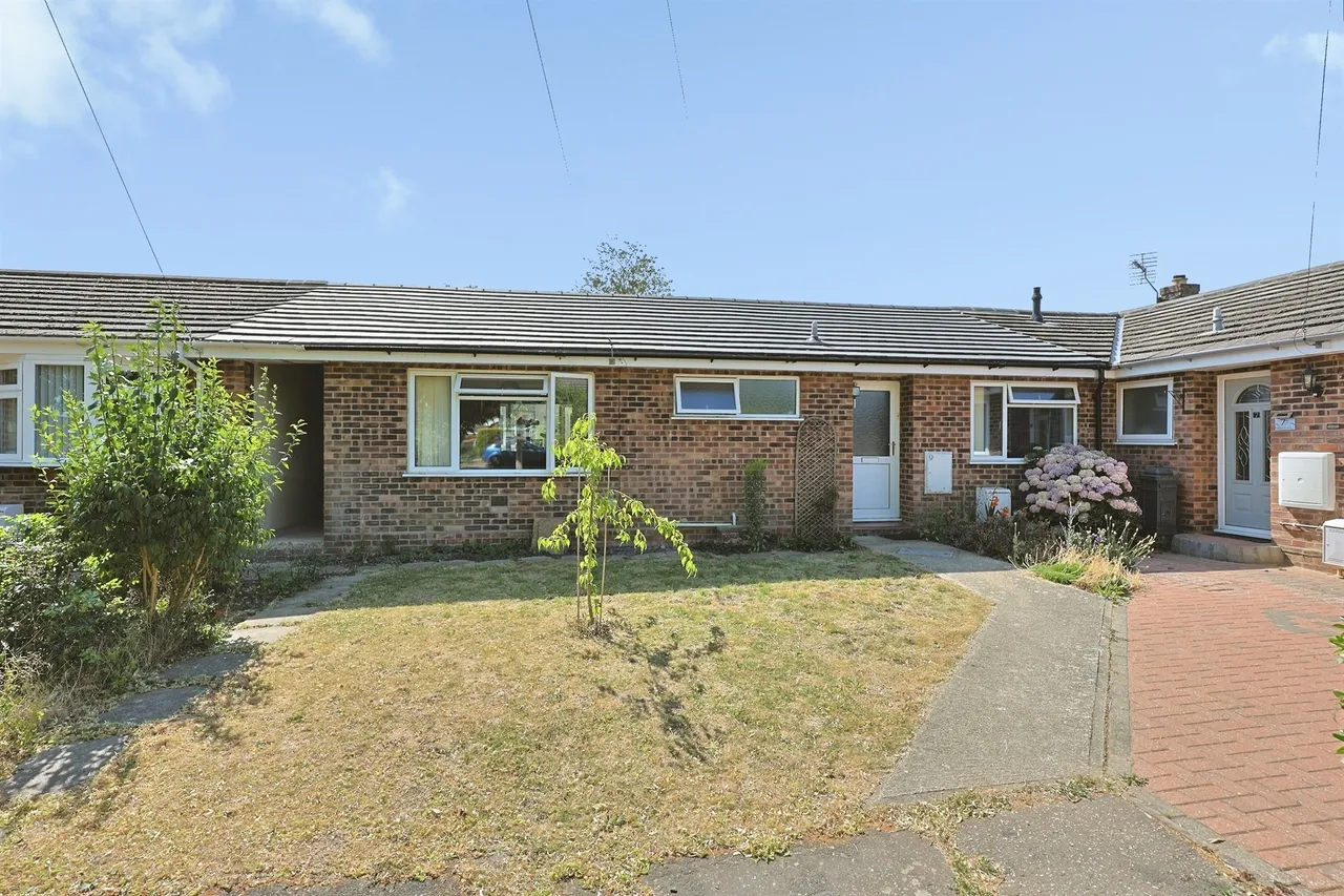 2 bed house for sale — Bulstrode Avenue, DEREHAM
