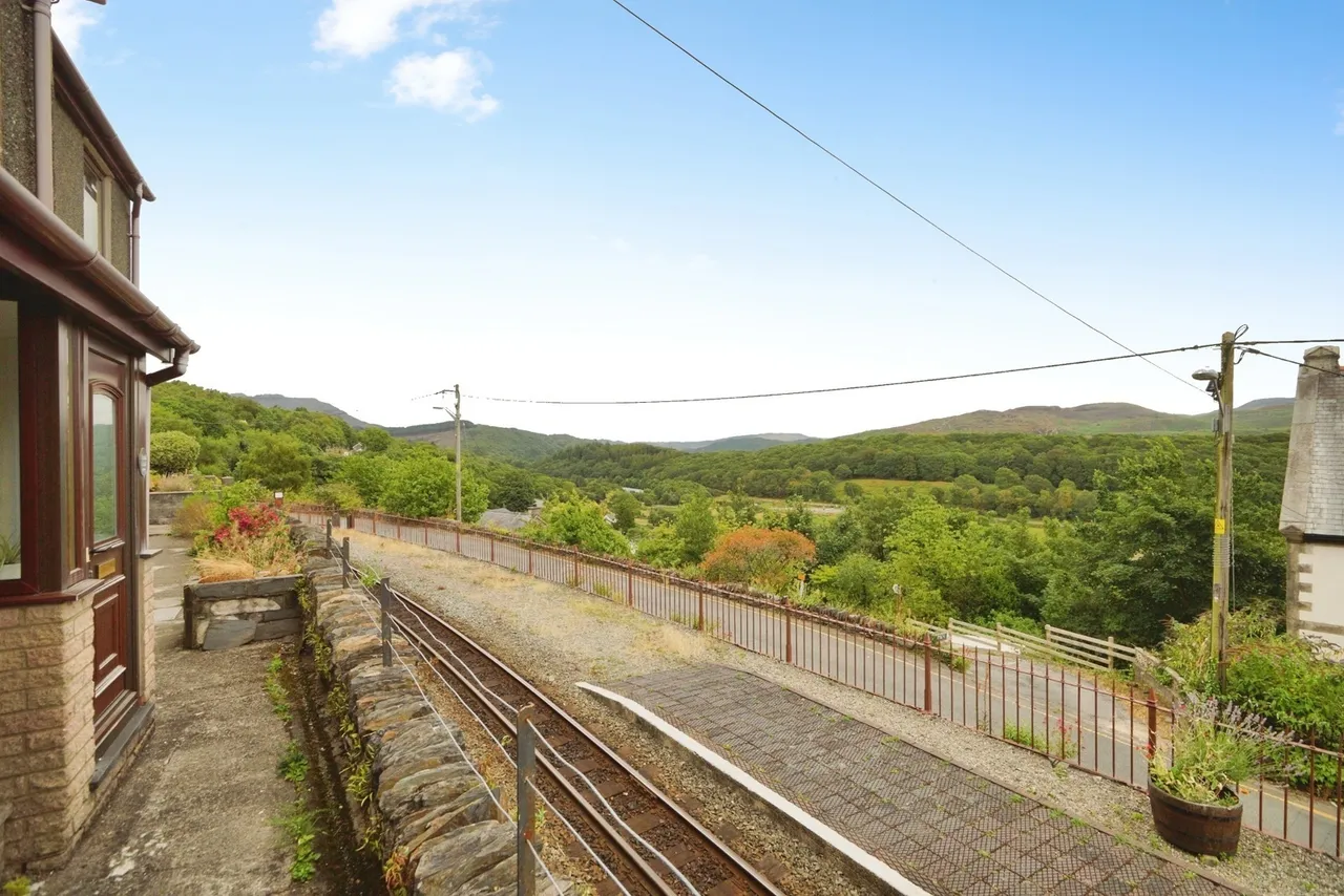 Railway Terrace, Penrhyndeudraeth, LL48, photo 22