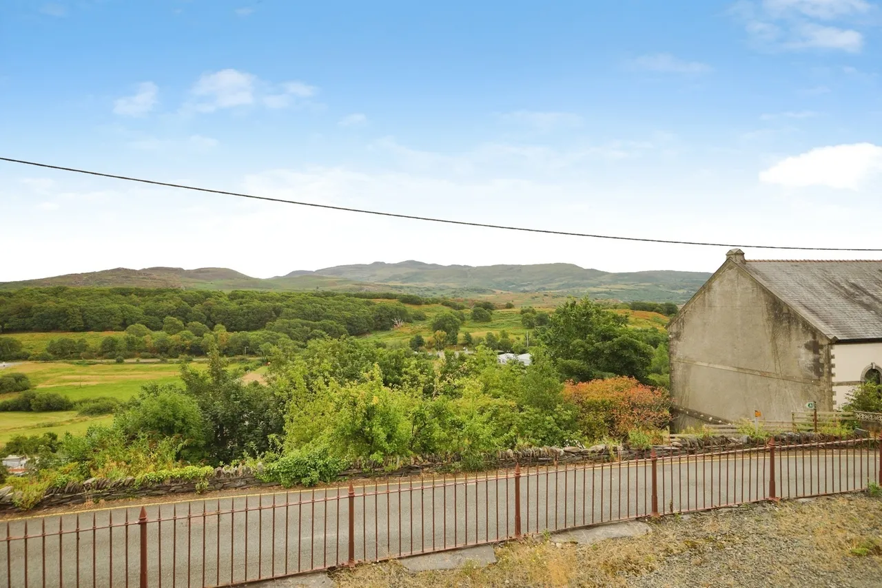 Railway Terrace, Penrhyndeudraeth, LL48, photo 17