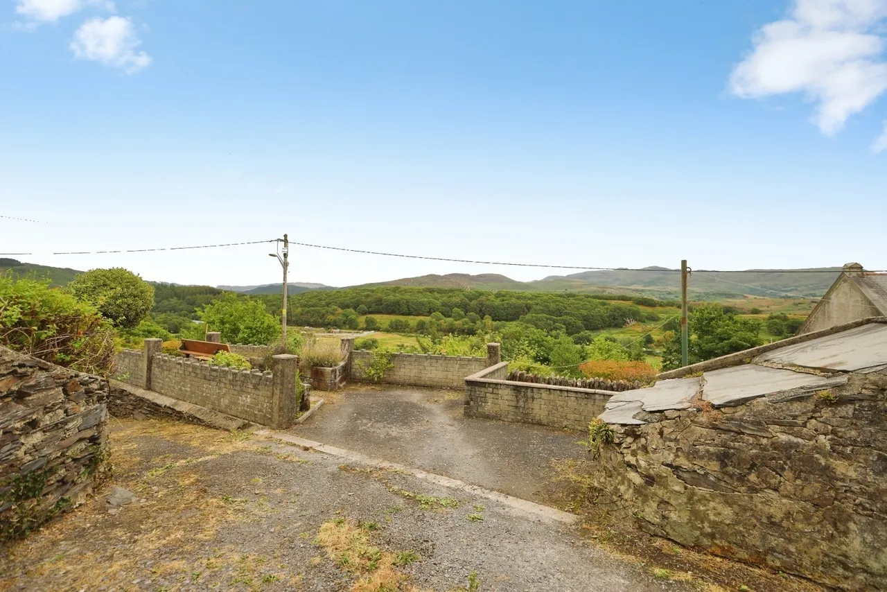 Railway Terrace, Penrhyndeudraeth, LL48, photo 16