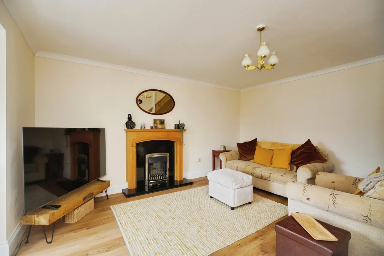 Railway Terrace, Penrhyndeudraeth, LL48, photo 2