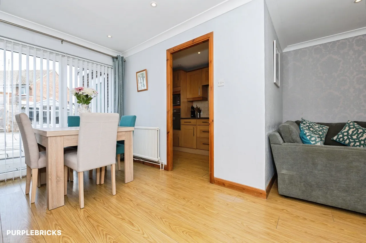 Apsledene, Gravesend, DA12, photo 10