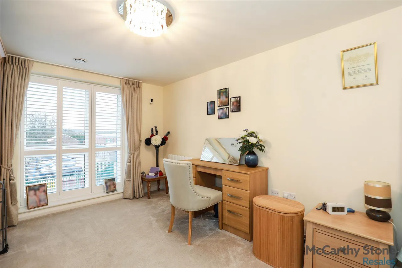 Portland Street, Leek, ST13, photo 9