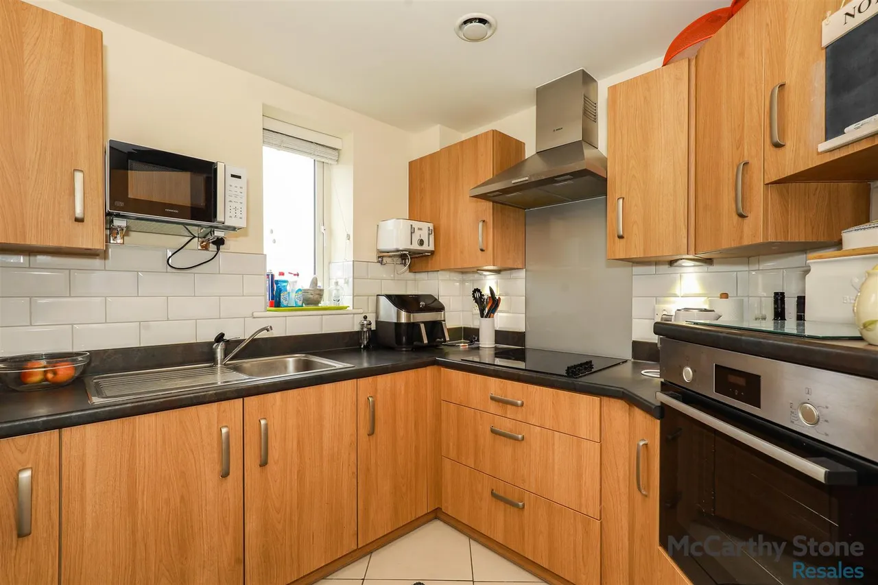 Portland Street, Leek, ST13, photo 6
