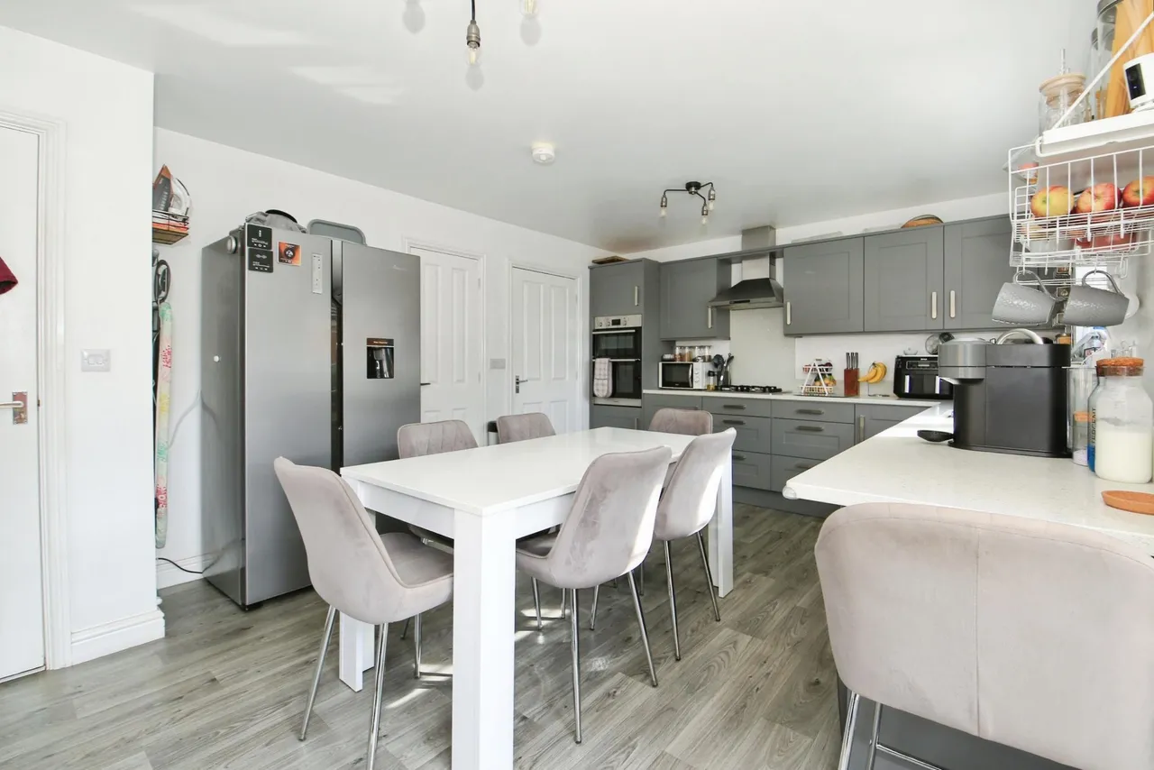 Foxglove Close, Peterborough, PE7, photo 9