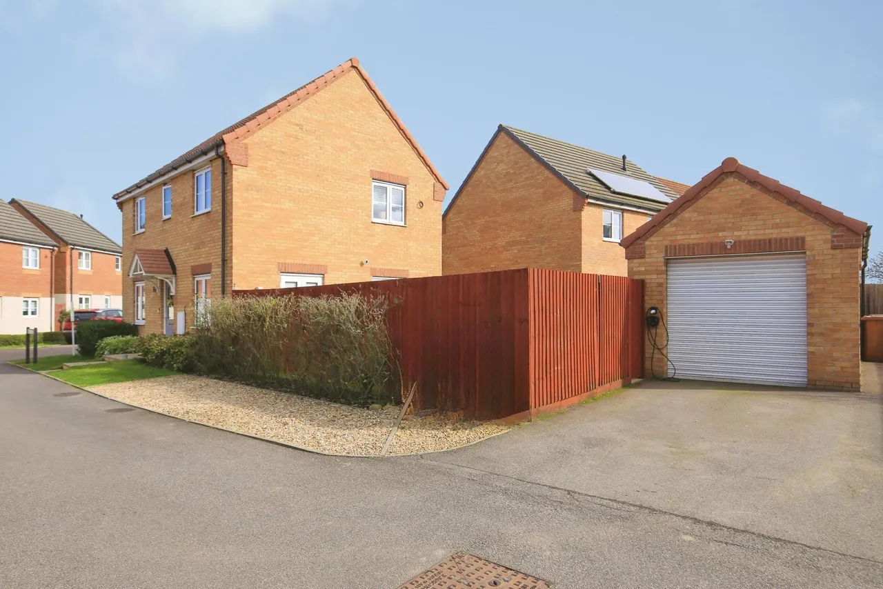 Foxglove Close, Peterborough, PE7, photo 12