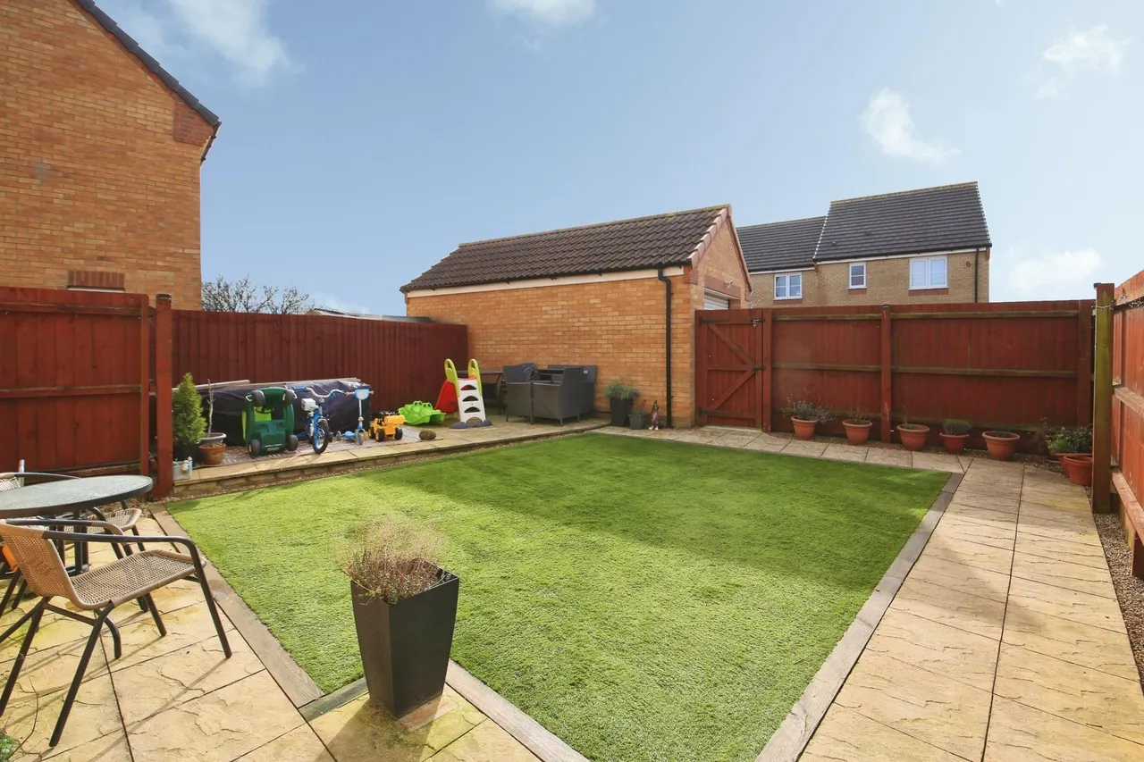 Foxglove Close, Peterborough, PE7, photo 20