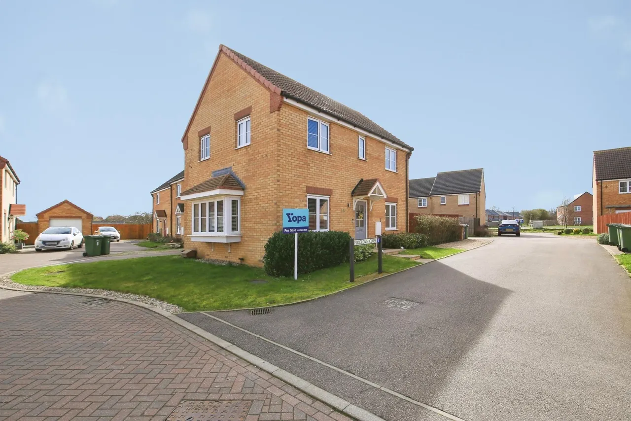 3 bed house for sale, Foxglove Close, Peterborough, PE7