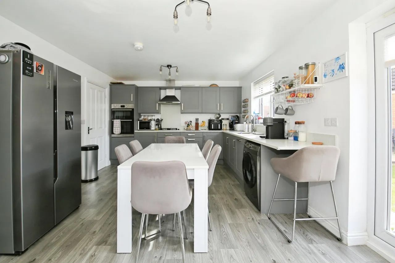 Foxglove Close, Peterborough, PE7, photo 8