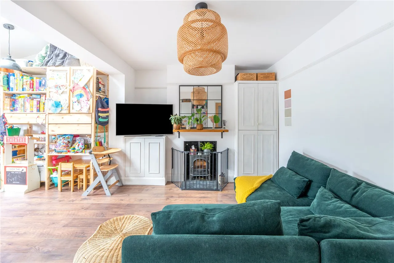 Argyle Avenue, Whitton, TW3 2LR, photo 5
