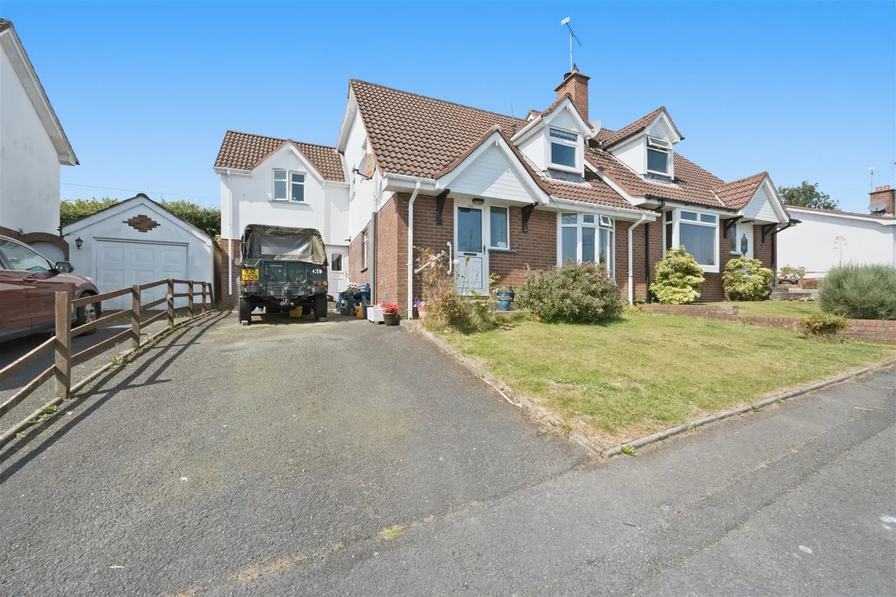 5 bed house for sale, Annsfield Park, Killyleagh, BT30