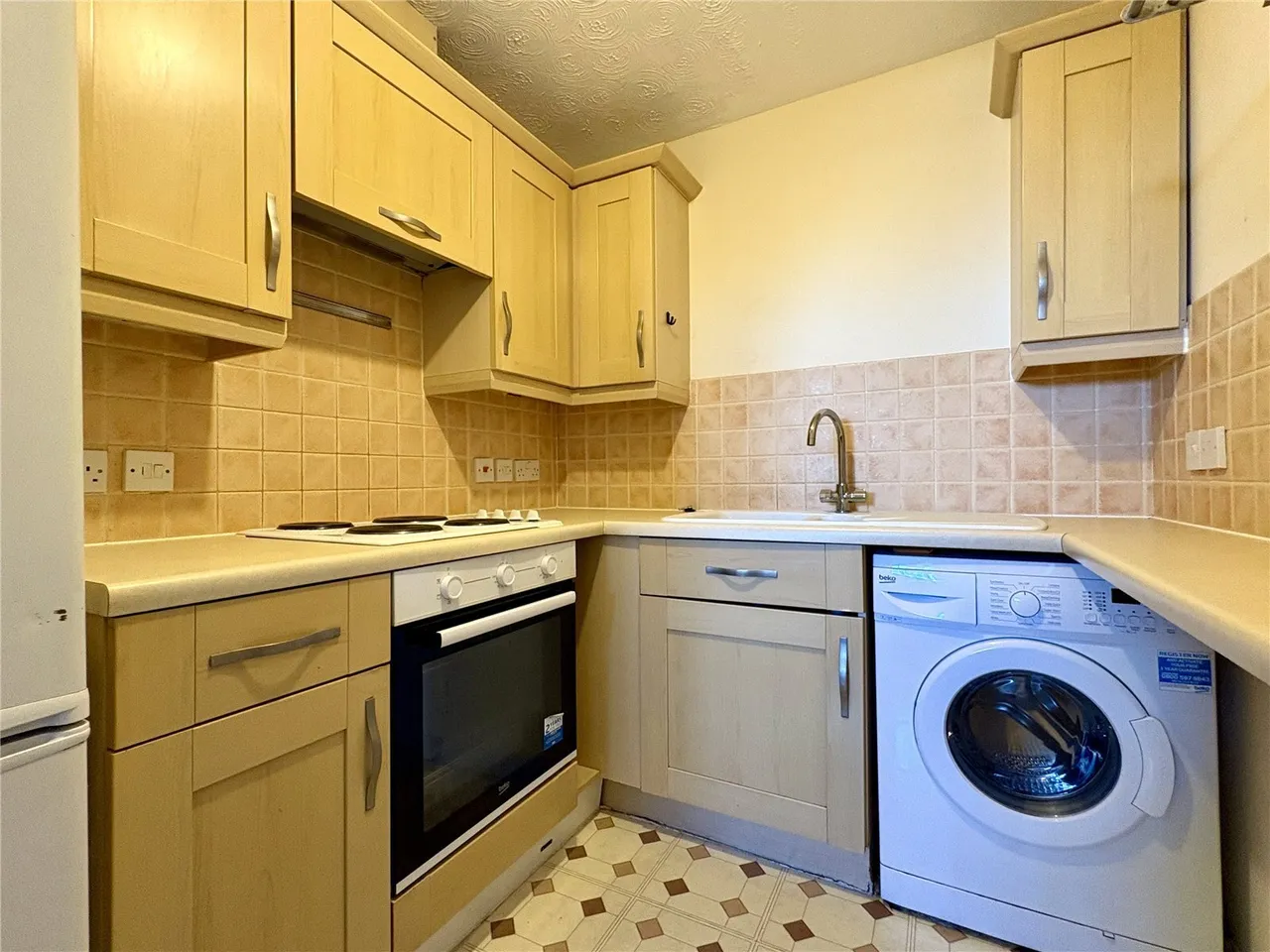 Grenville Road, Chafford Hundred, Grays, Essex, RM16, photo 8
