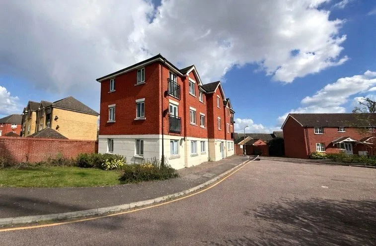 Grenville Road, Chafford Hundred, Grays, Essex, RM16, photo 4