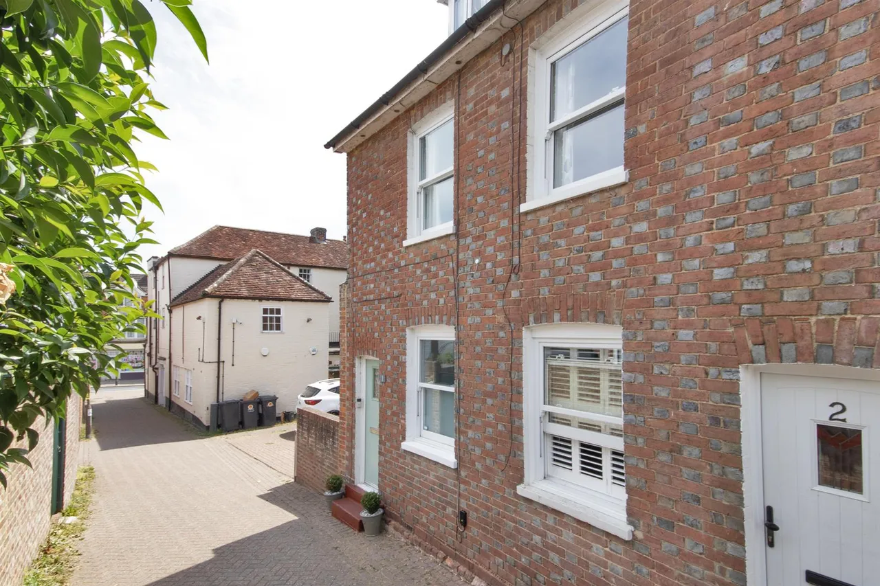 2 bed house for sale, School Lane, Hadlow