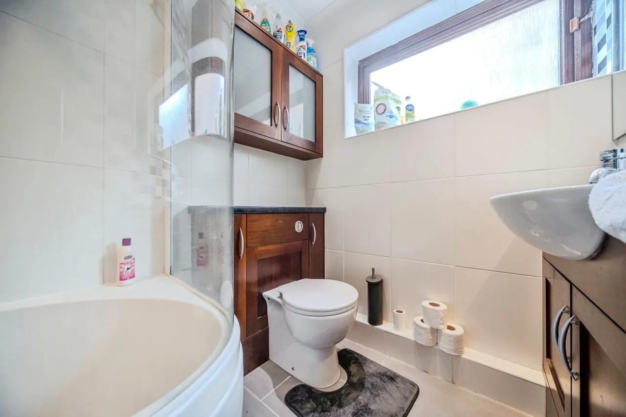 Chinnor Road, Bledlow, Princes Risborough, Buckinghamshire, HP27, photo 22