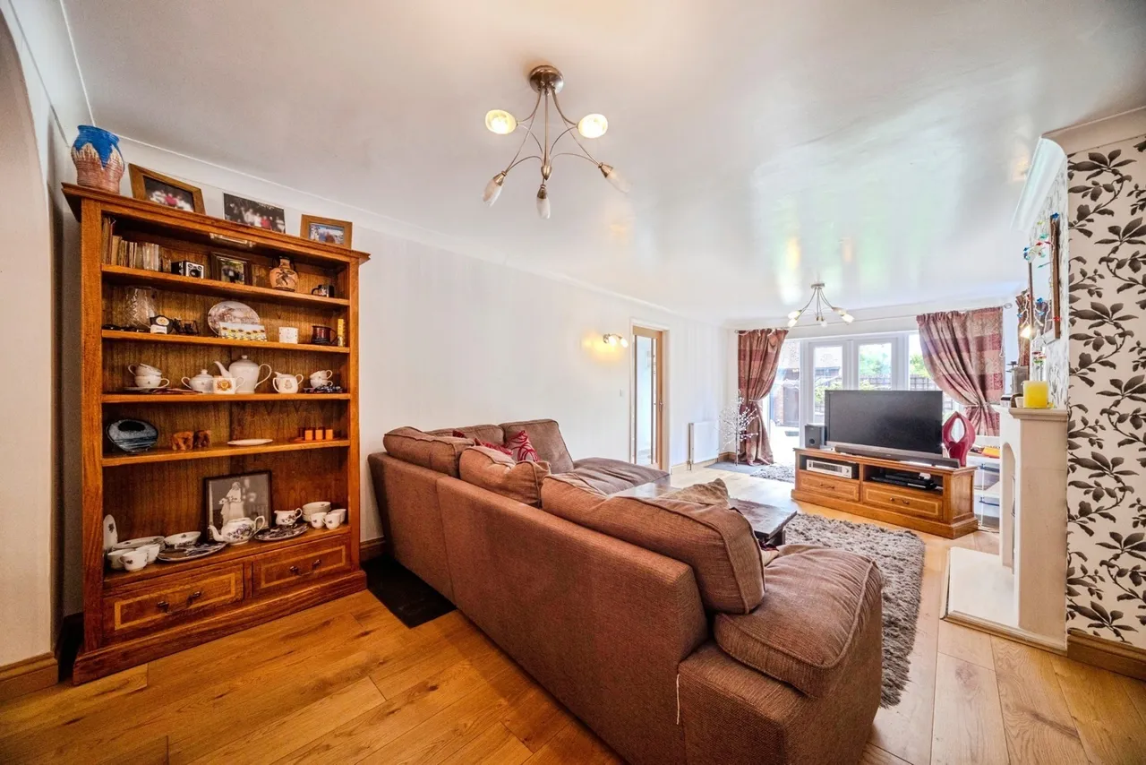 Chinnor Road, Bledlow, Princes Risborough, Buckinghamshire, HP27, photo 12