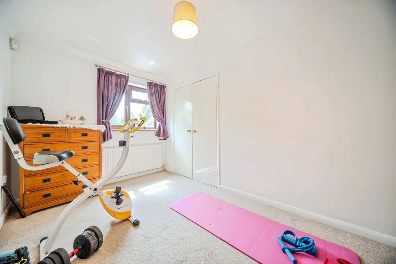 Chinnor Road, Bledlow, Princes Risborough, Buckinghamshire, HP27, photo 18