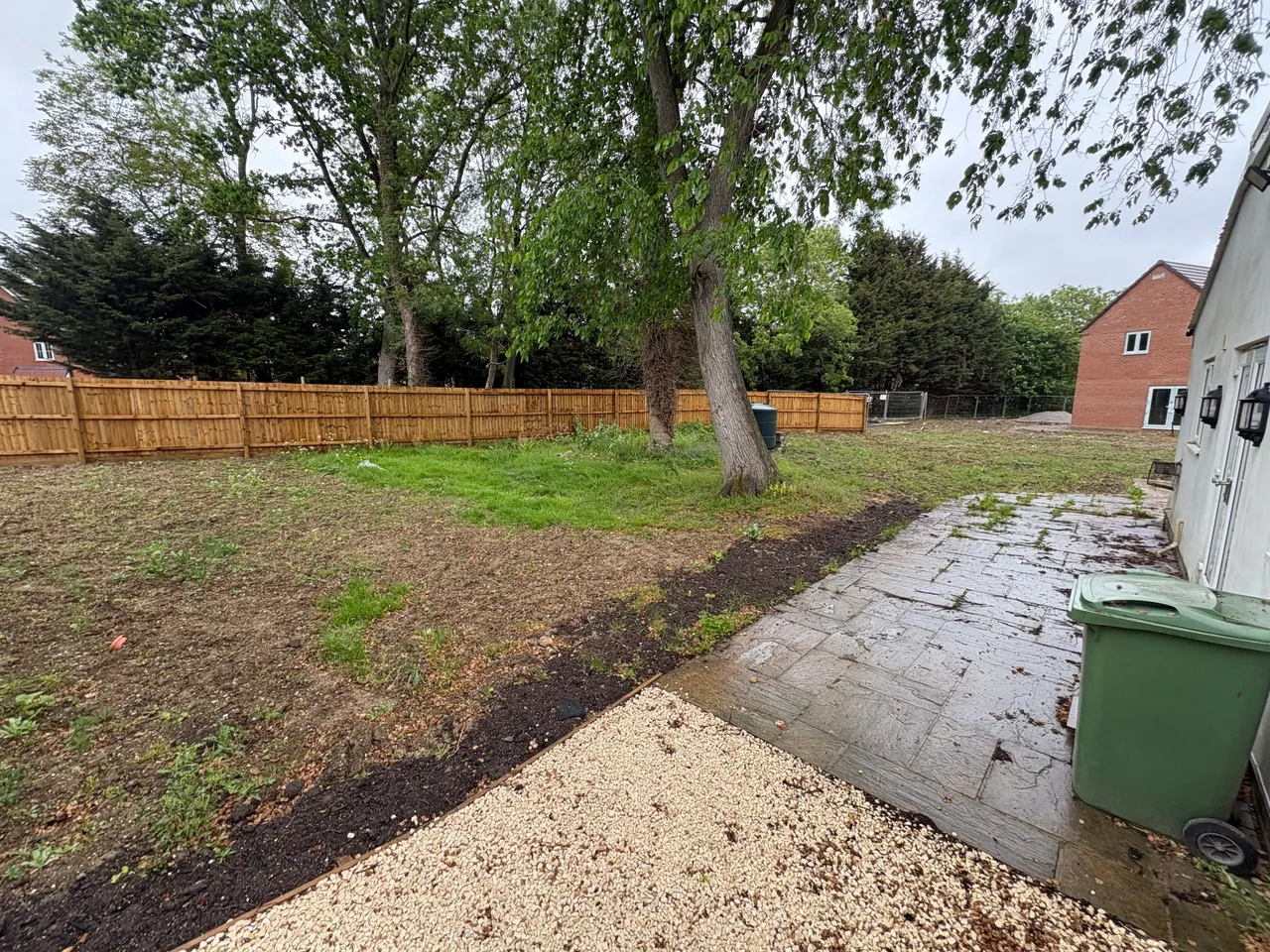 La Villetta, Bury Spinney Thorn Road, Dunstable, Houghton Regis, LU5 6JQ, photo 6