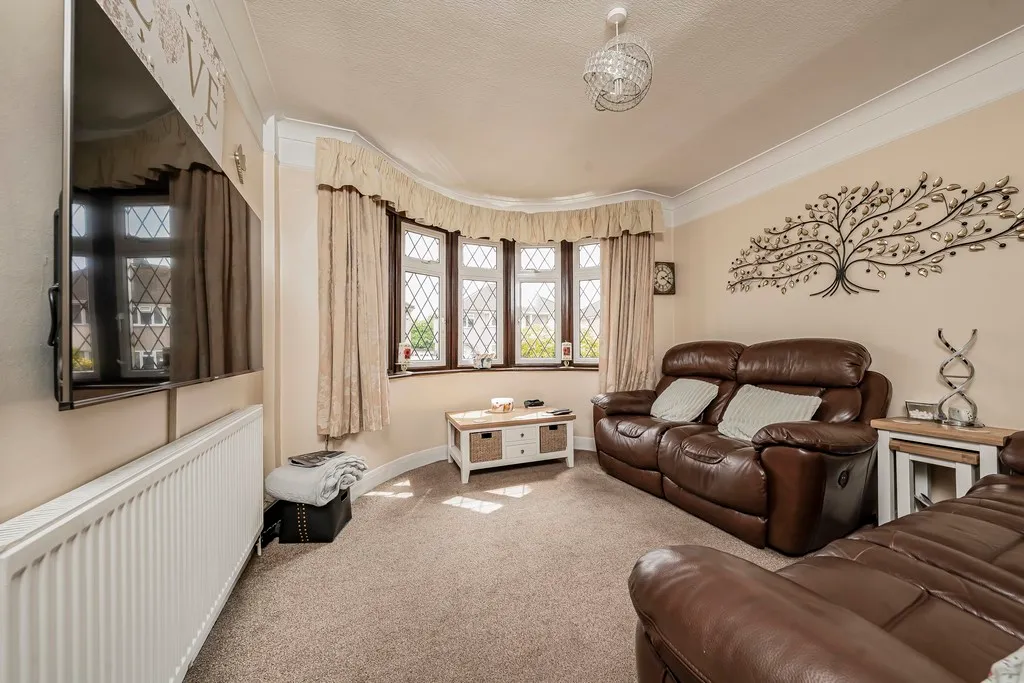 West Mead, South Ruislip, HA4, photo 19
