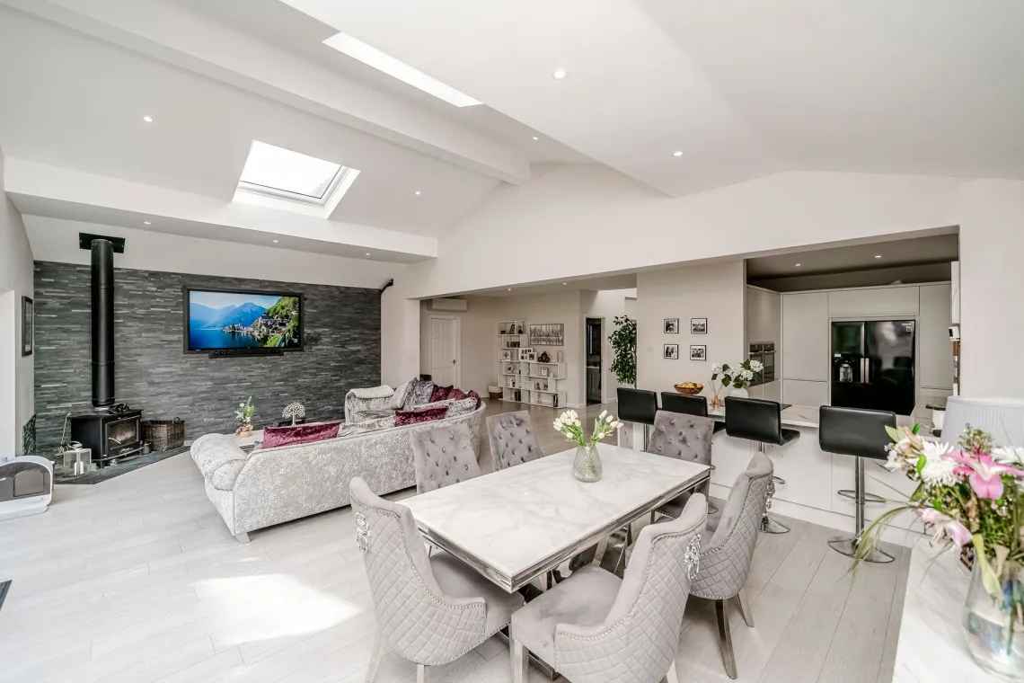 Euxton Lane, Chorley, PR7, photo 4