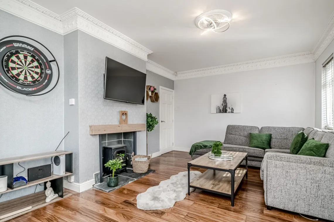 Euxton Lane, Chorley, PR7, photo 5