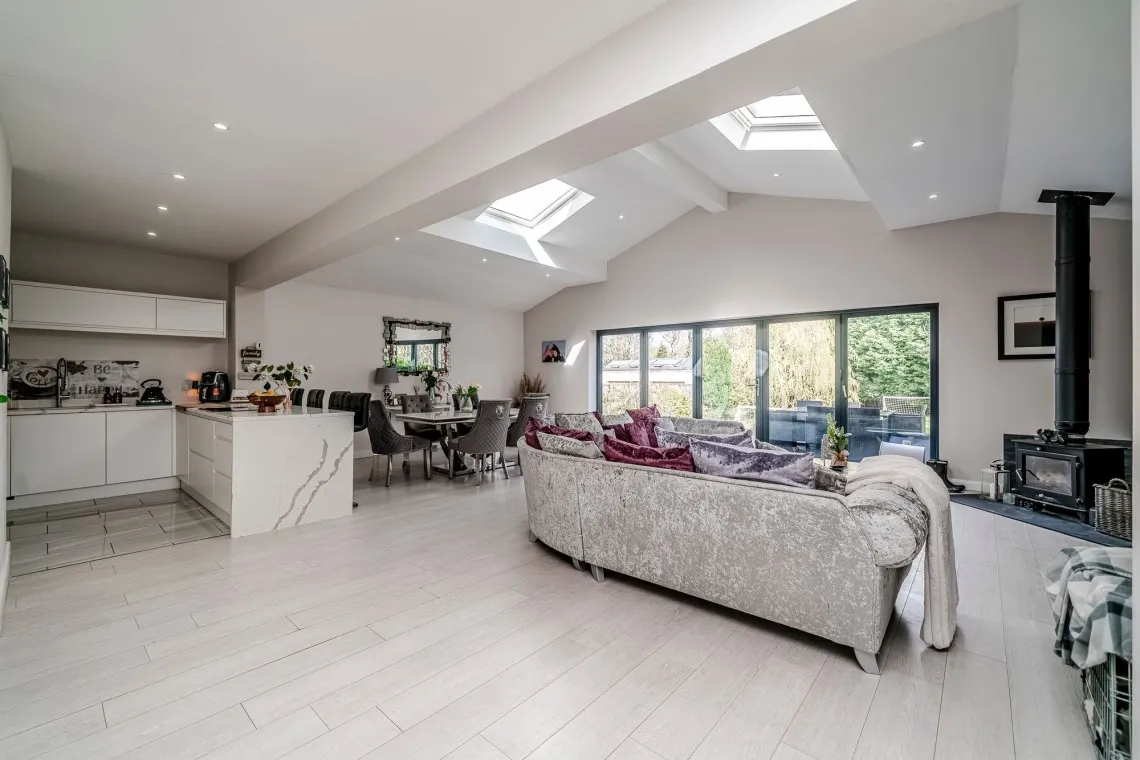 Euxton Lane, Chorley, PR7, photo 9