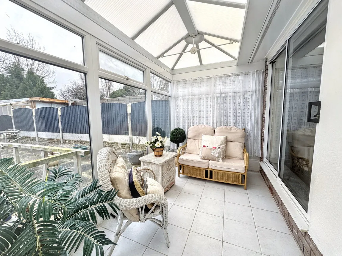 Kinmel Way, Towyn, Conwy, LL22 9NE, photo 14