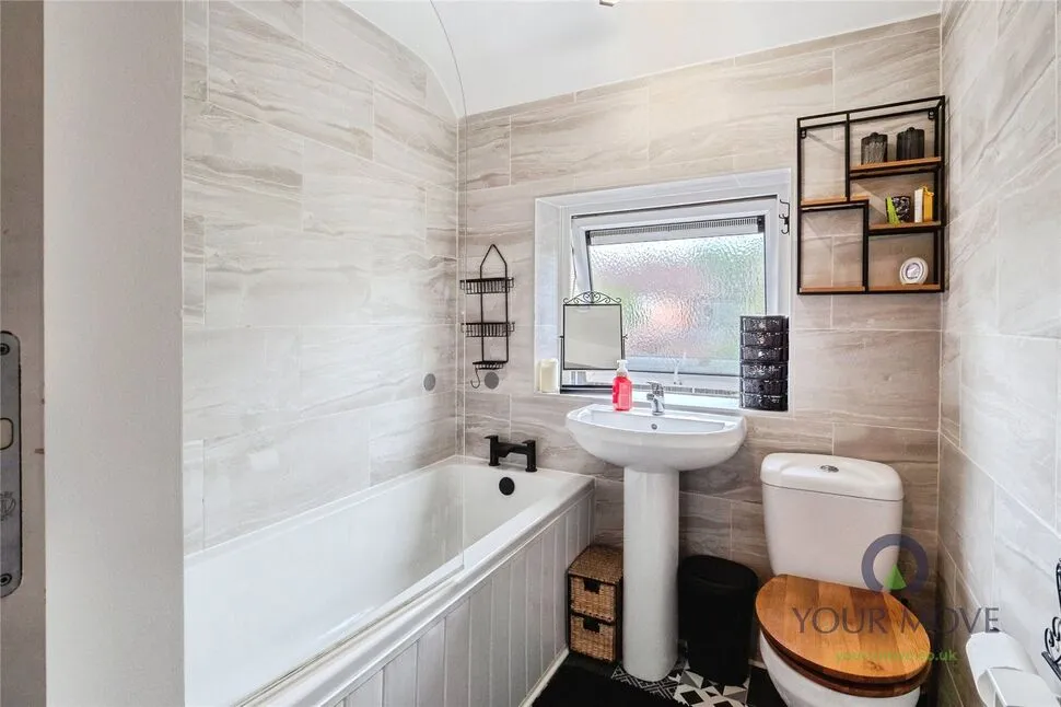 Whitteney Drive North, Leicester, Leicestershire, LE2, photo 12