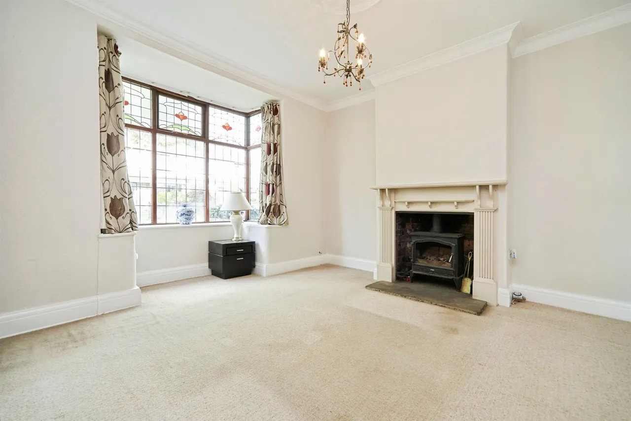 Rufford Drive, Yeadon, LS19, photo 2
