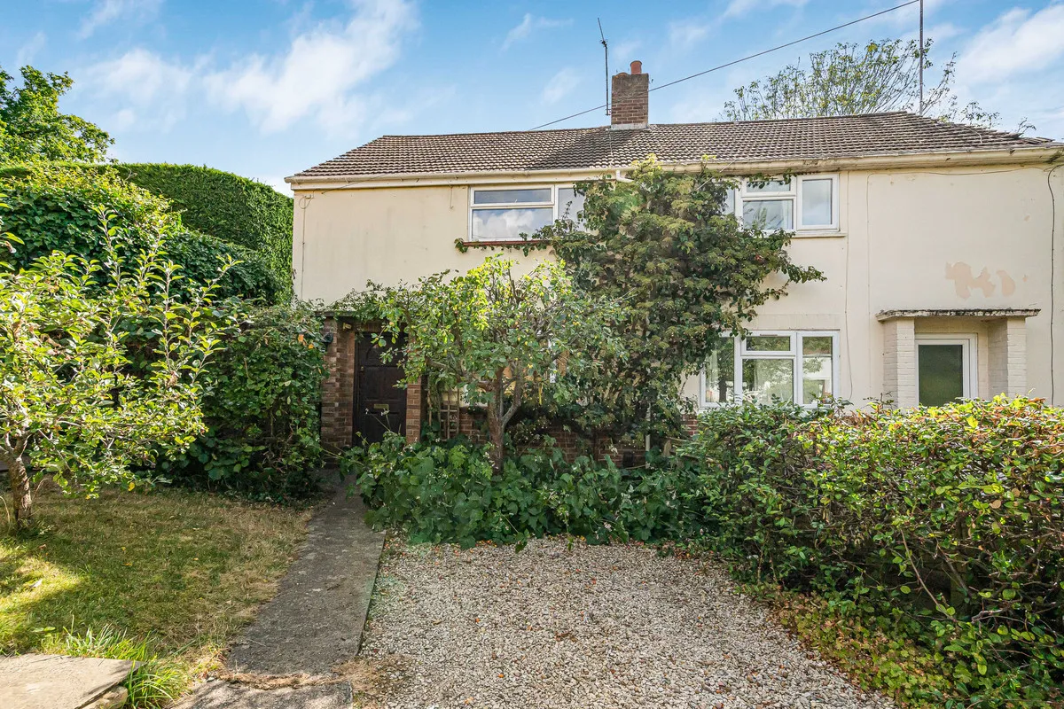 2 bed house for sale, Queens Close, Botley