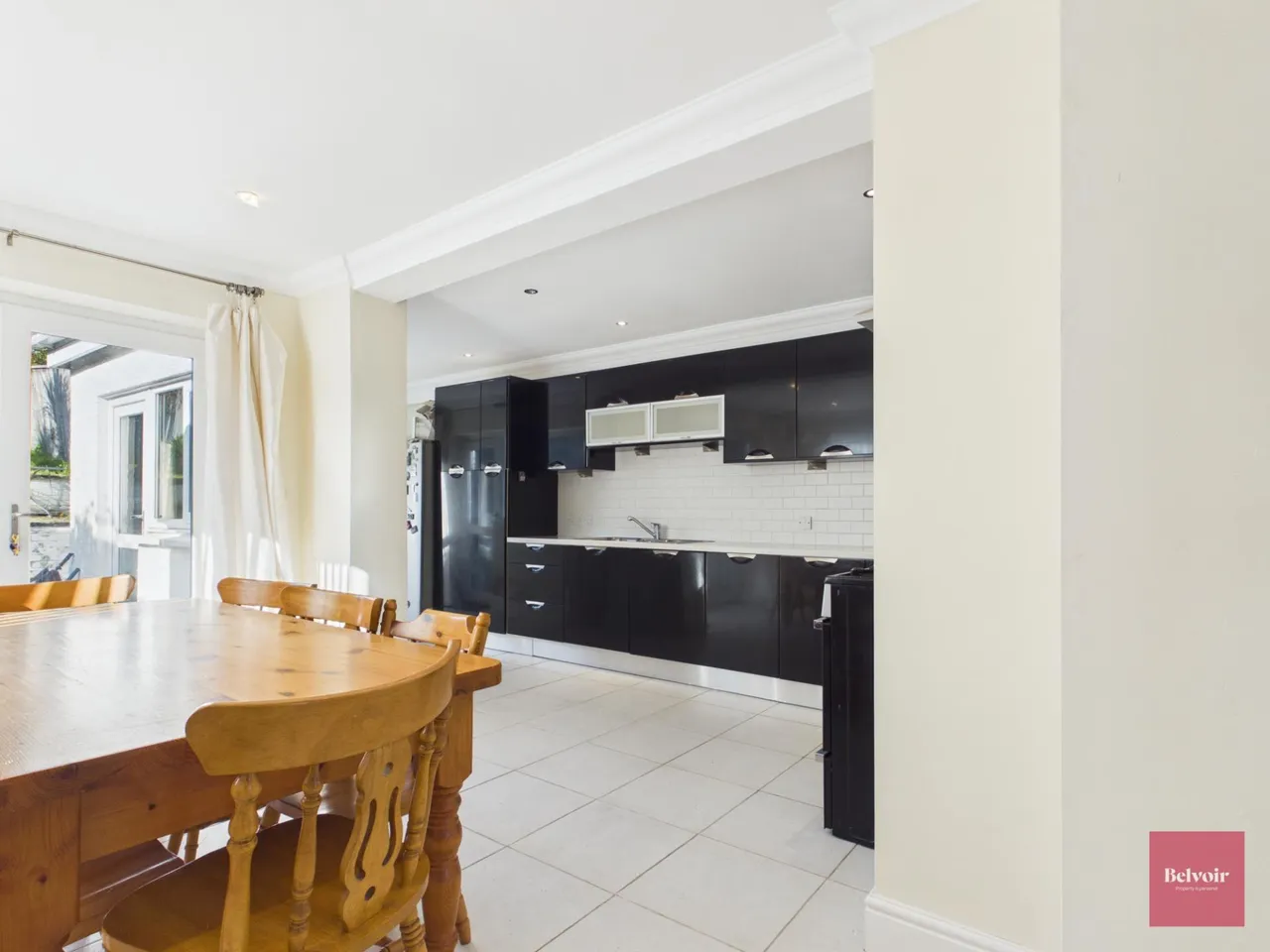 West Cross Avenue, West Cross, SA3, photo 5
