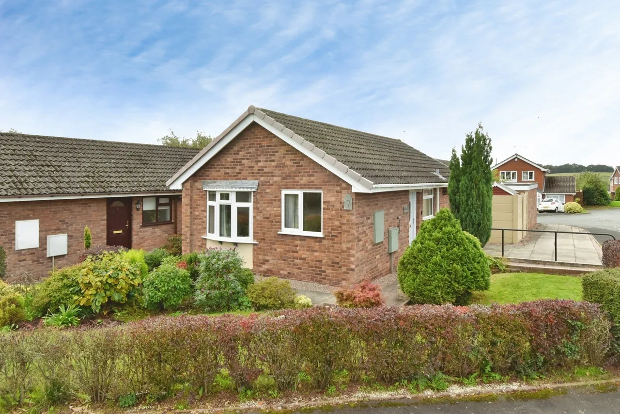 Carlton Avenue, Newcastle, ST5, photo 15