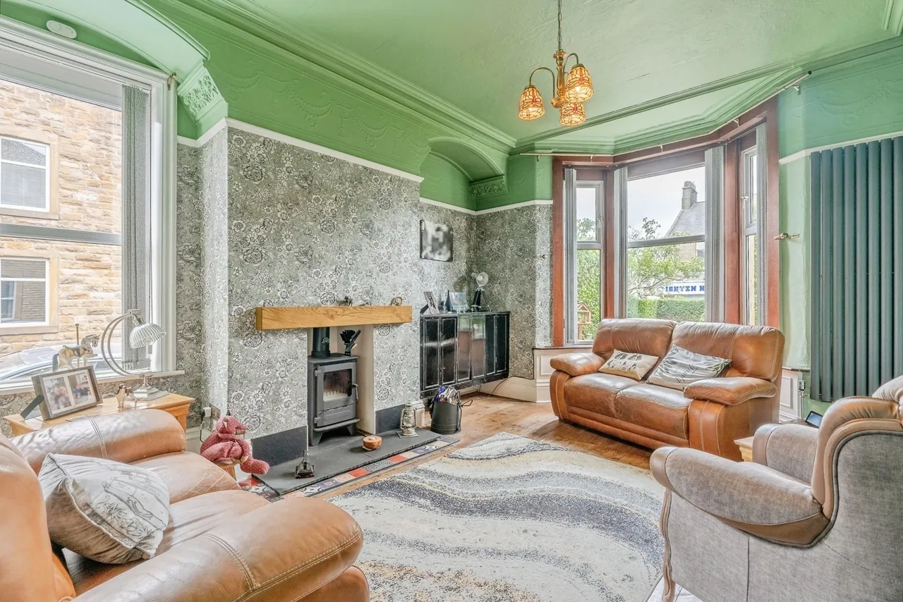 Padiham Road, Burnley, Lancashire, BB12, photo 2