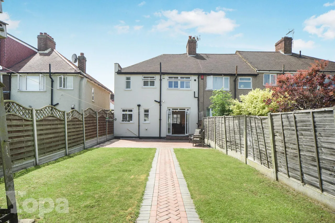 Yorkland Avenue, Welling, DA16, photo 4