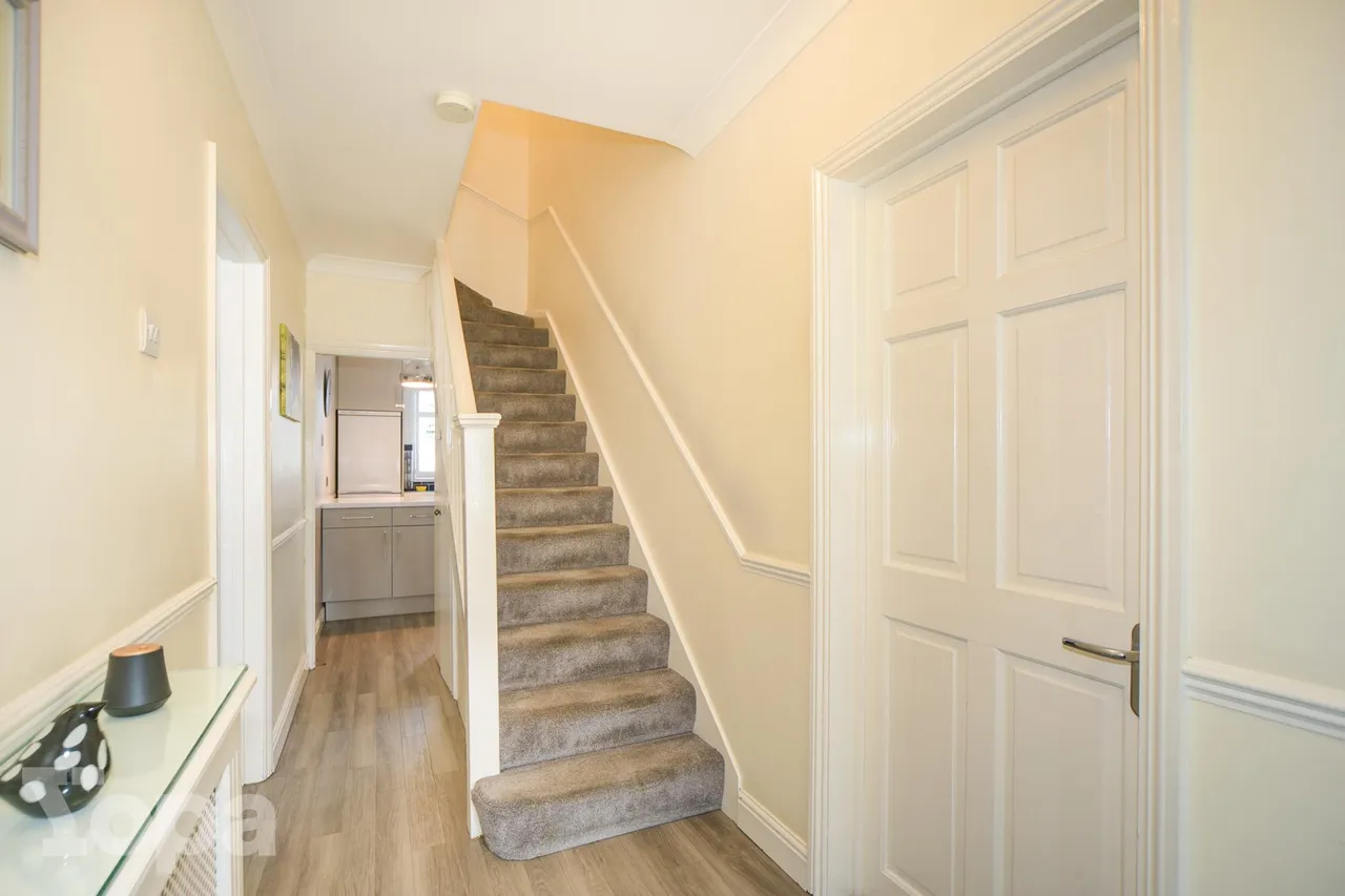 Yorkland Avenue, Welling, DA16, photo 8