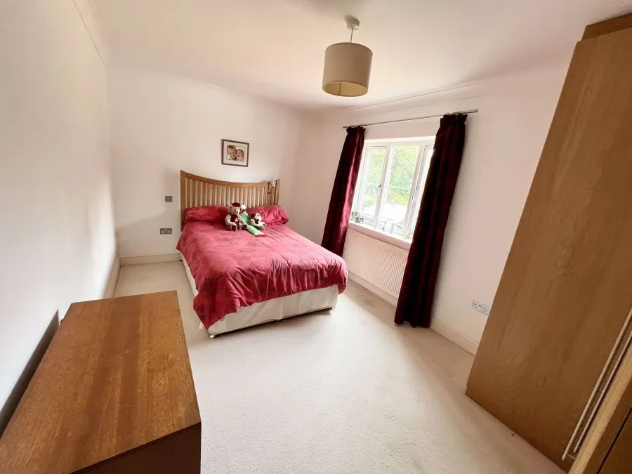 Bungalow Under Offer with 3 bedrooms in Hatfield Broad Oak, CM22, photo 13