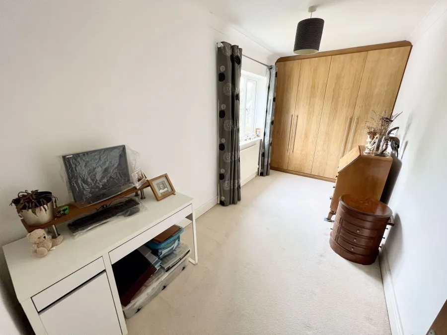 Bungalow Under Offer with 3 bedrooms in Hatfield Broad Oak, CM22, photo 21