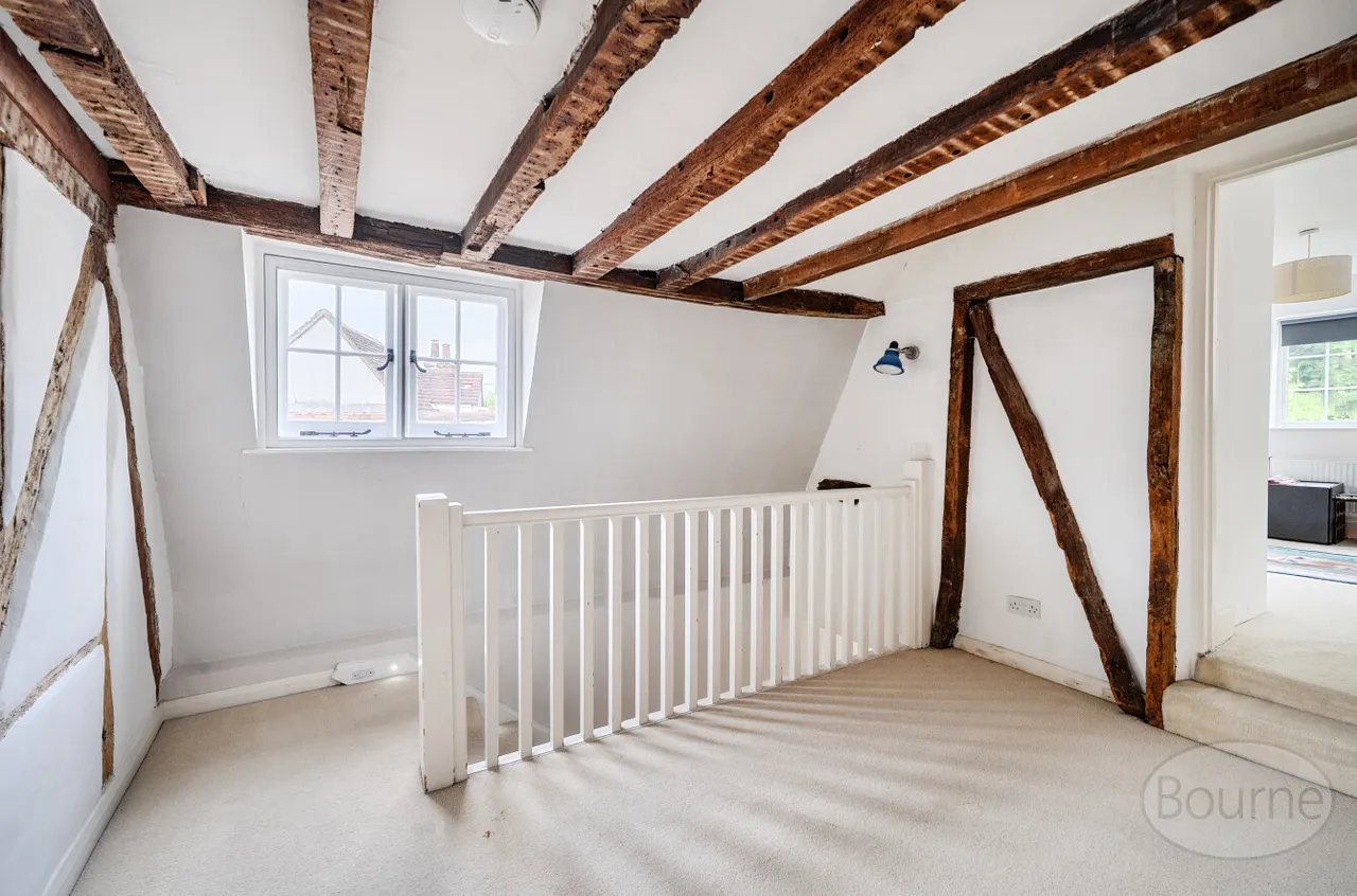 Bridge Square, Farnham, GU9, photo 12