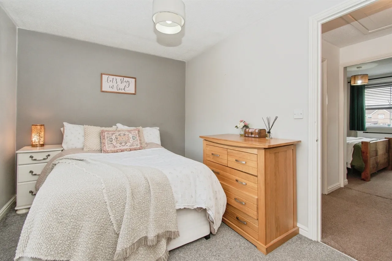 Foxhunters Way, South Elmsall, PONTEFRACT, photo 11