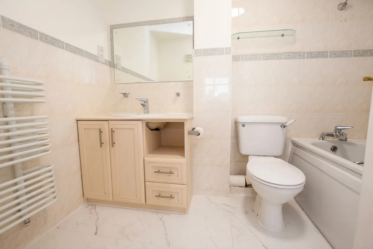 Malthouse Square, Princes Risborough, HP27, photo 5