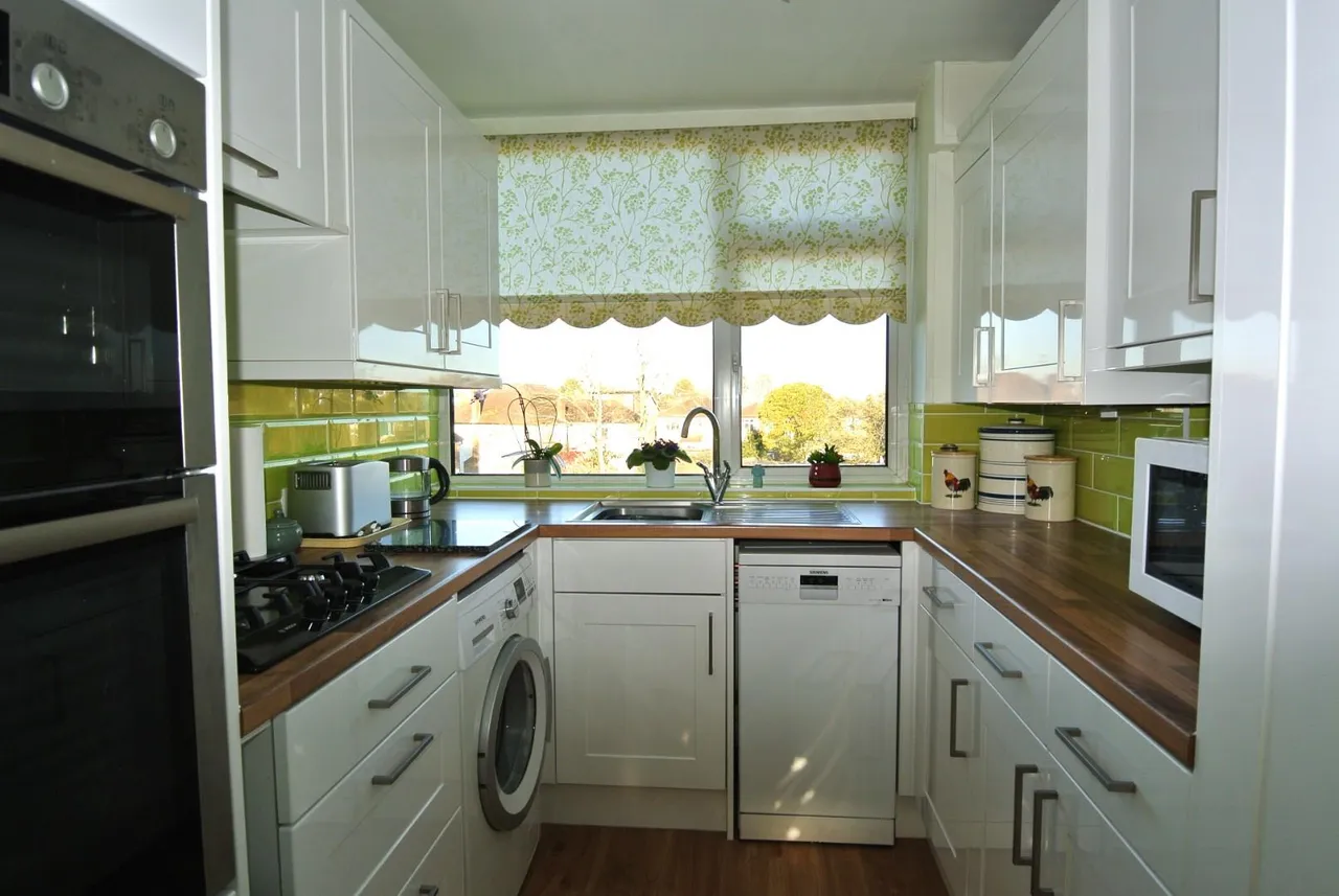 Fordbridge Court, Fordbridge Road, Ashford, Surrey, TW15 3SA, photo 7
