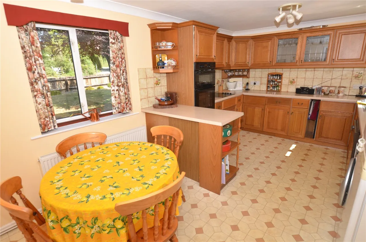 The Croft, Bishopstone, Salisbury, Wiltshire, SP5 4DF, photo 4