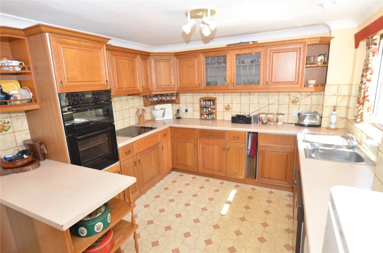 The Croft, Bishopstone, Salisbury, Wiltshire, SP5 4DF, photo 5