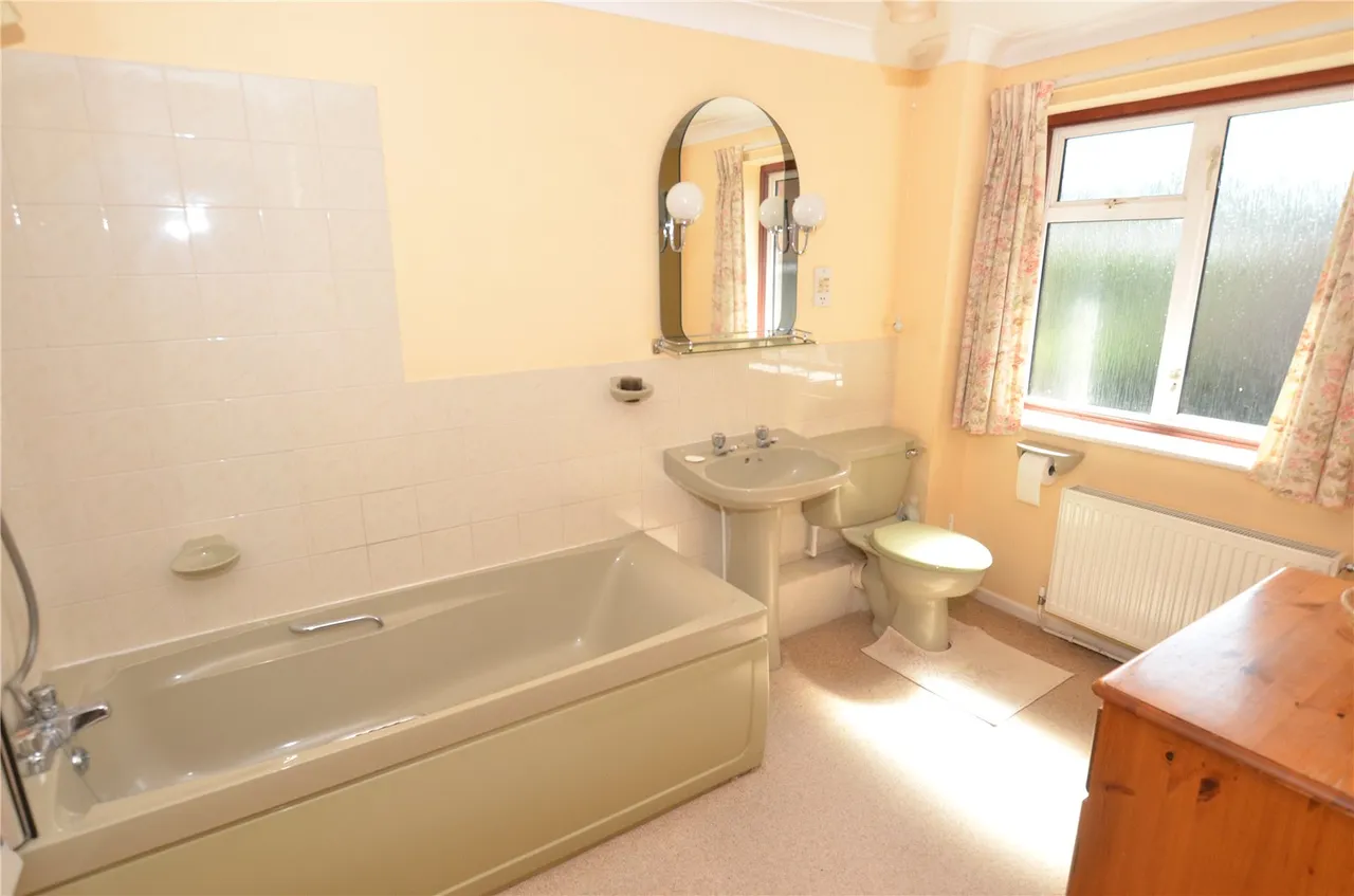 The Croft, Bishopstone, Salisbury, Wiltshire, SP5 4DF, photo 9