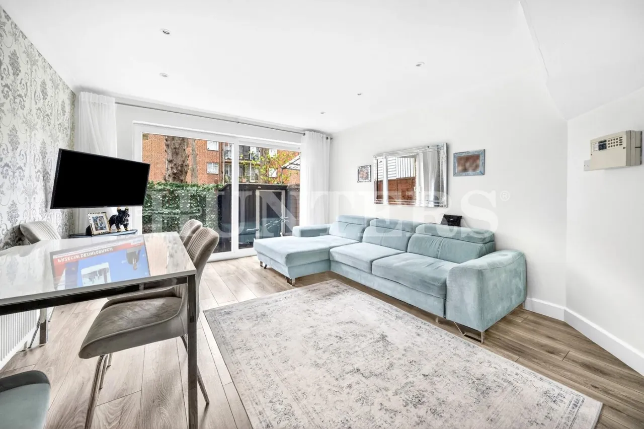 3 bed house for sale — Morland Place, London, N15