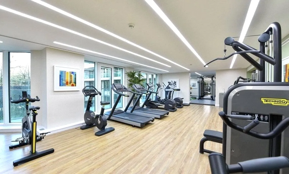 Queenstown Road, London, SW11, photo 9
