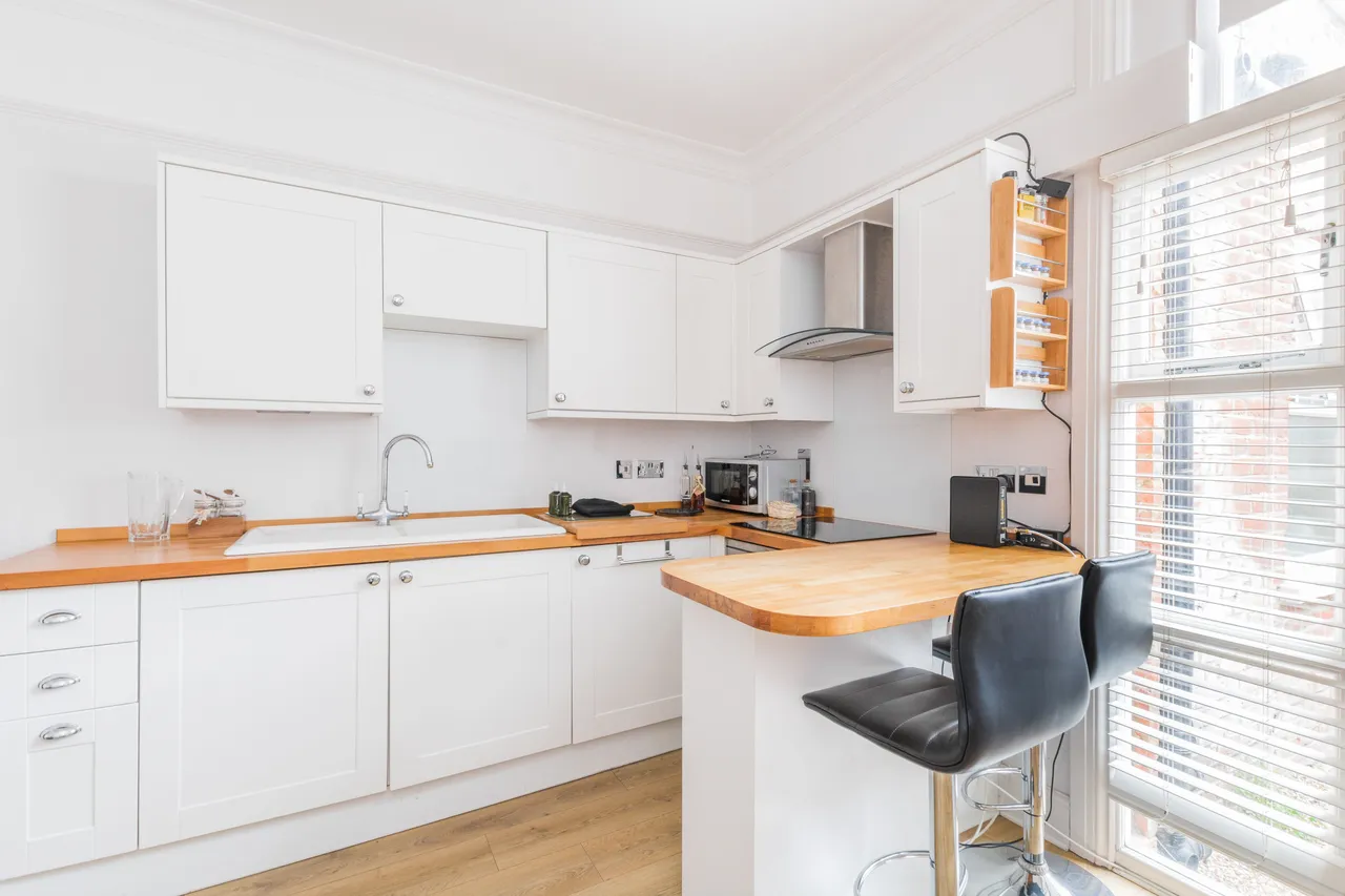 Flat 2, 173 Archway Road, London, photo 3