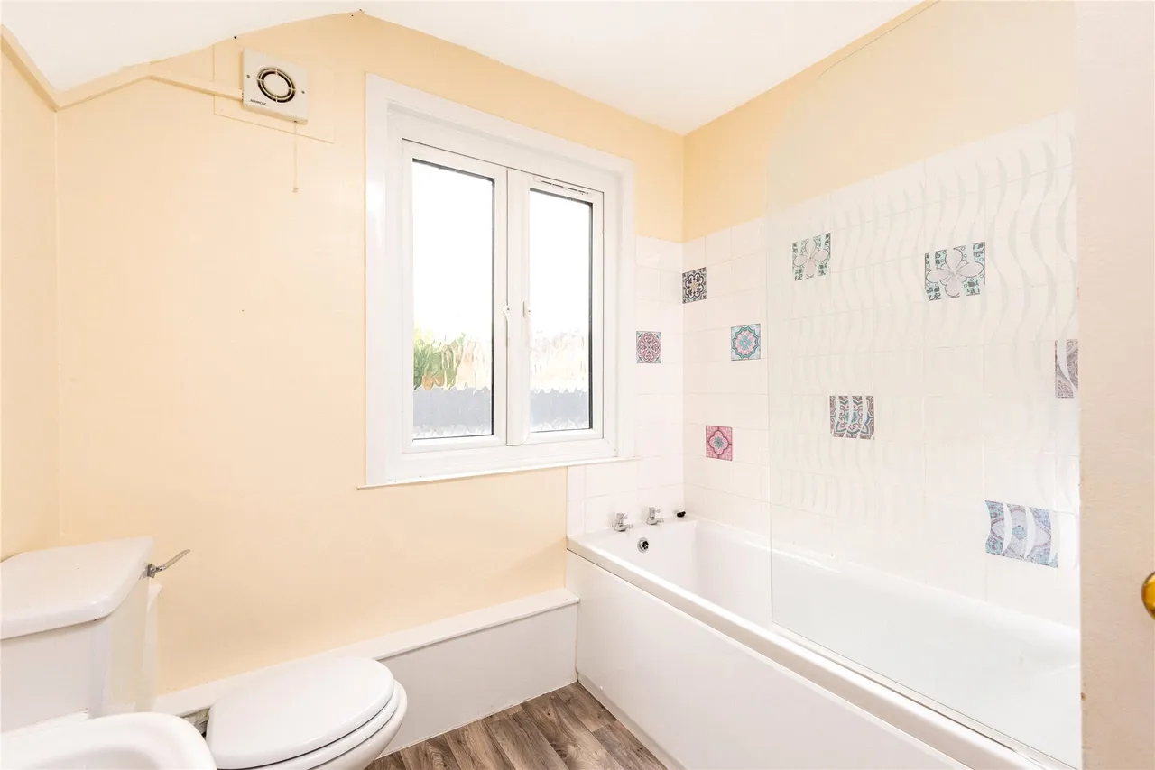 Back Drive Cottages, Lillingstone Dayrell, MK18, photo 10