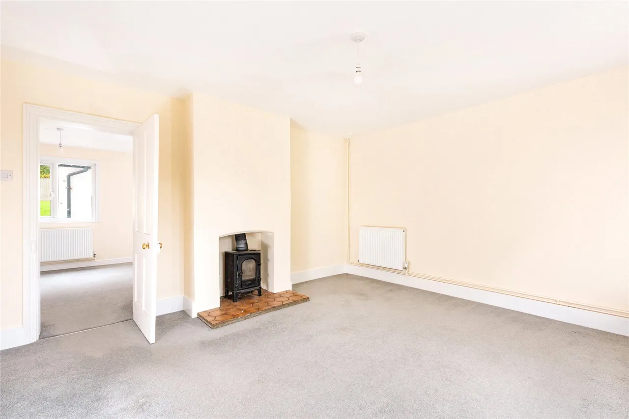 Back Drive Cottages, Lillingstone Dayrell, MK18, photo 5