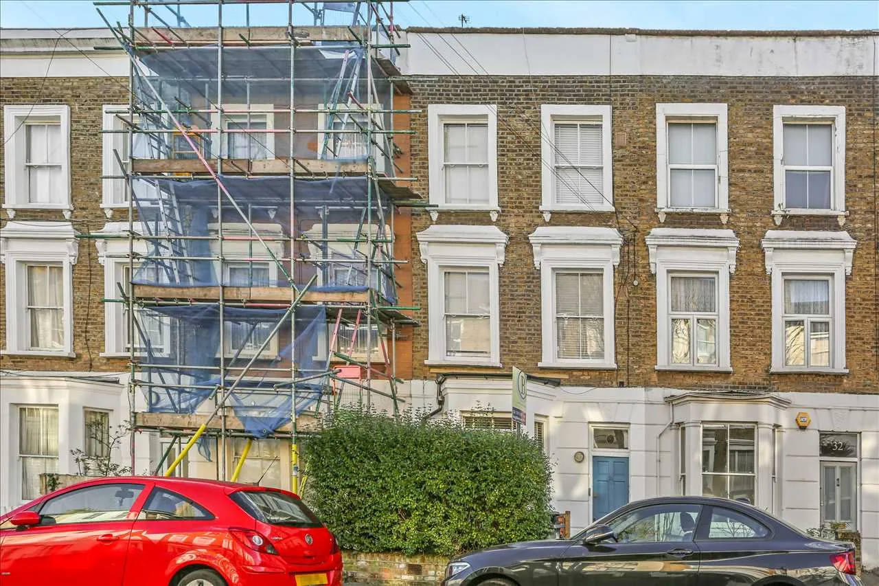 Alexander Road, London, photo 7